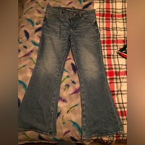 NWOT American Eagle Flare Jeans